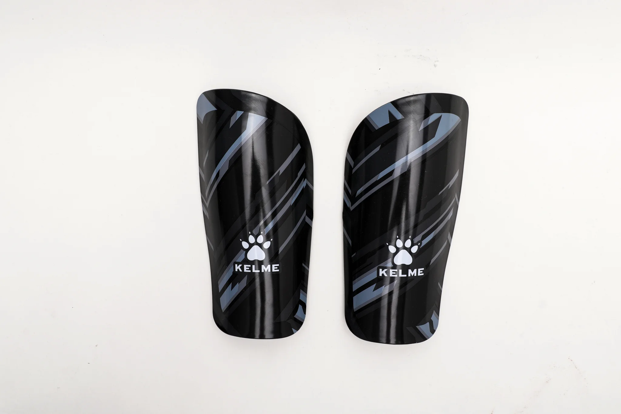 Kelme Shin Guard - Image 2