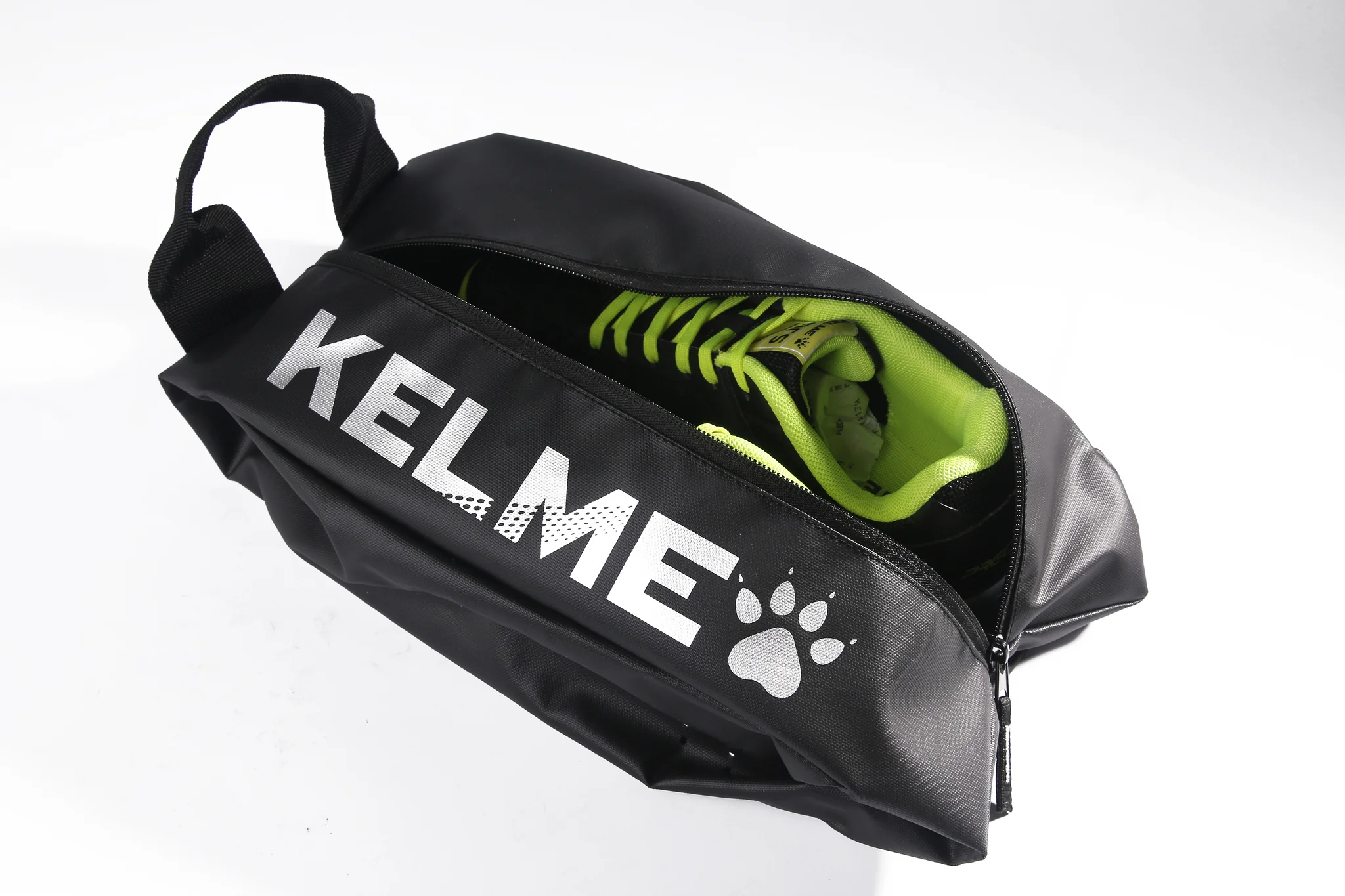 Kelme Shoe Bag - Image 5