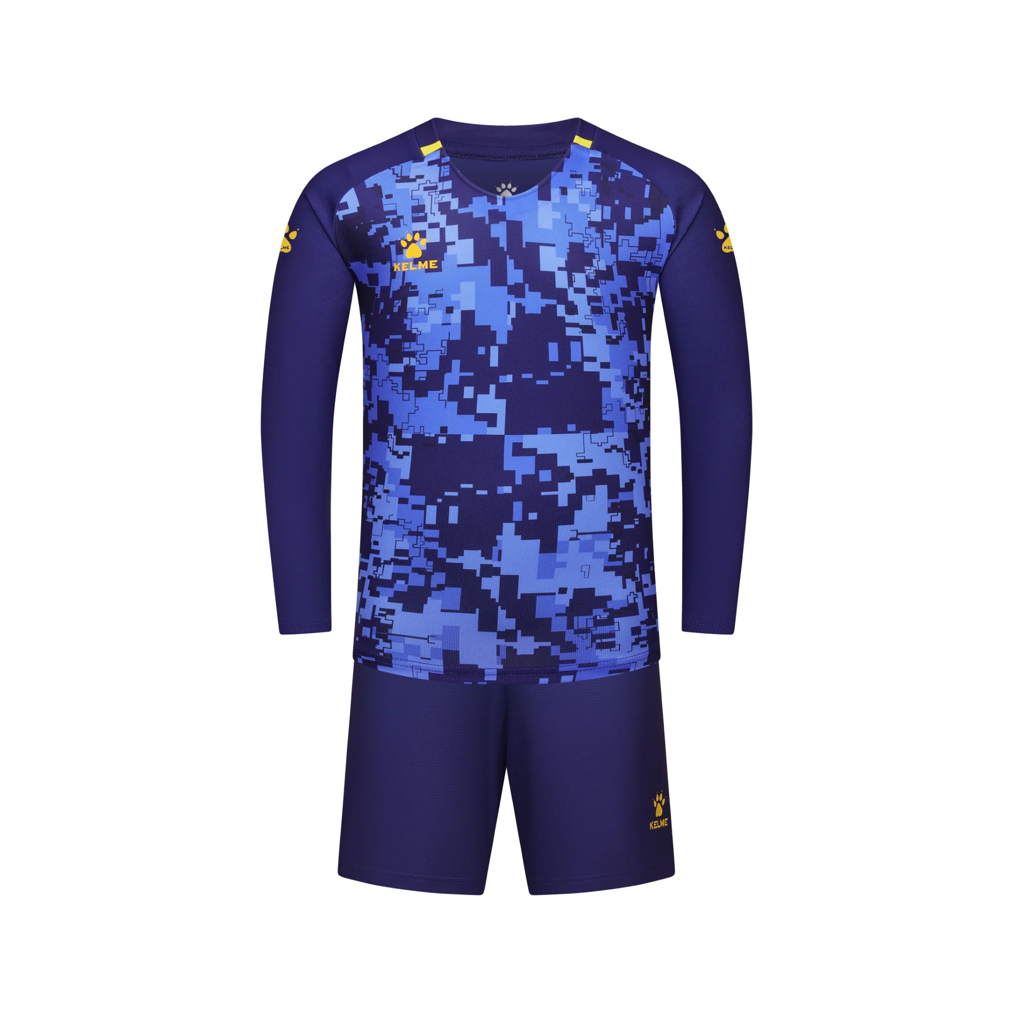 Kelme Men Goalkeeper Set with Long Sleeves - Image 3