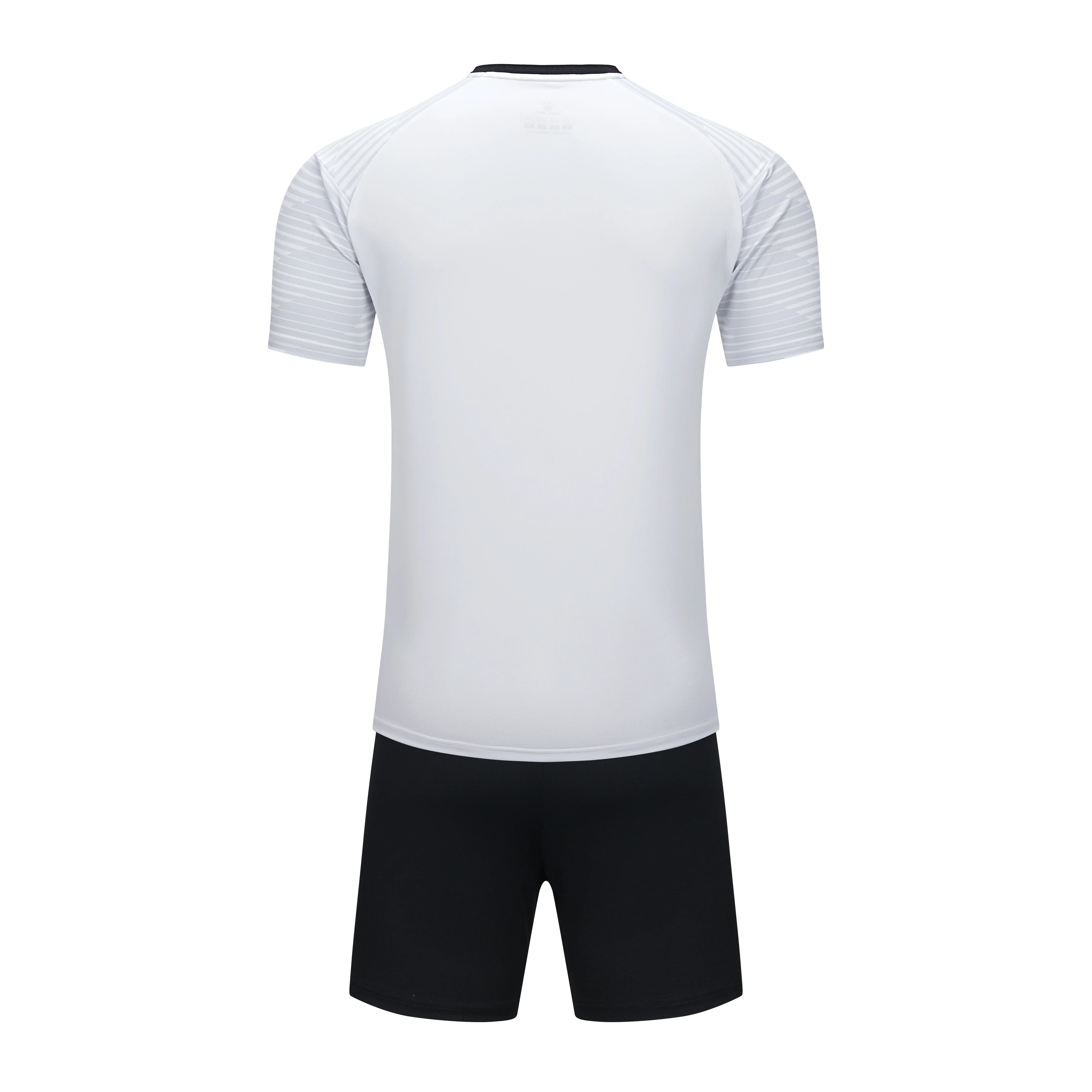 Kelme Women Short Sleeve Soccer Set - Image 3