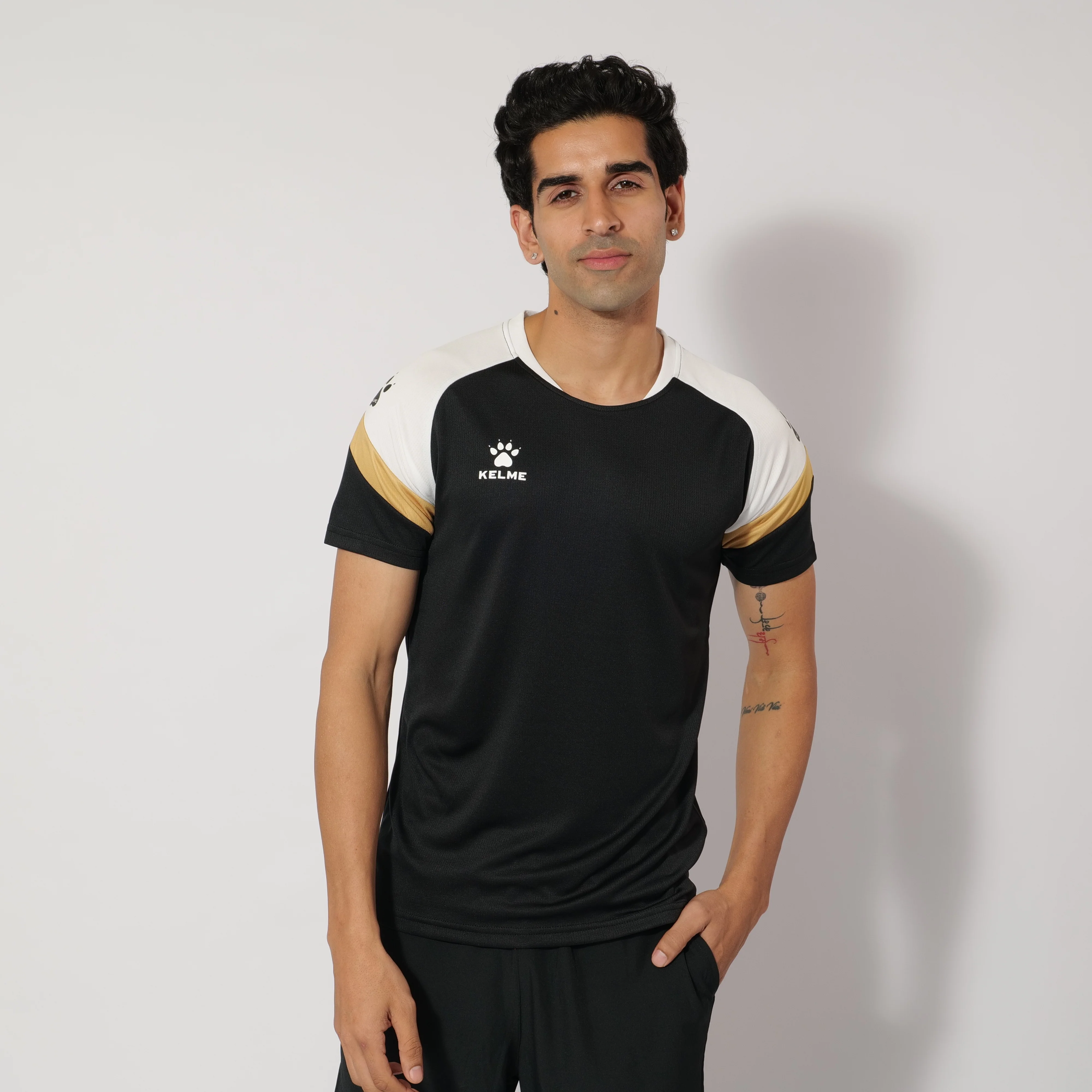 Kelme Men Short Sleeve T-shirt - Image 2